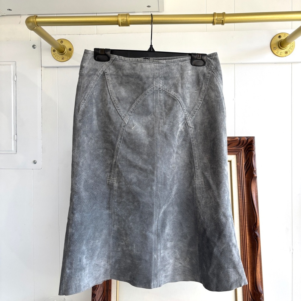 Danier Suede A-line Skirt Office Chic Professional Work Career Classic Size 6